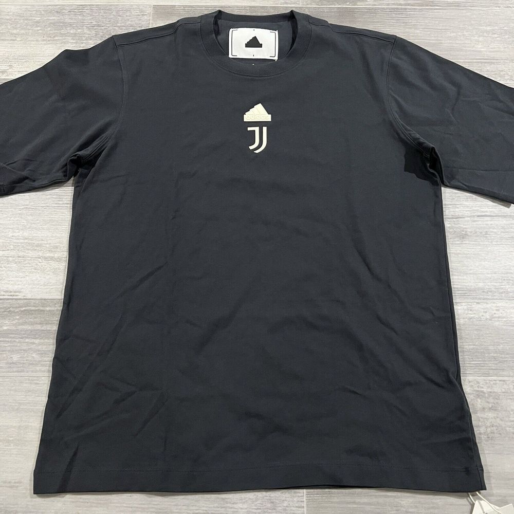 NEW Juventus Oversized Black T-Shirt Turin Lifestyler 2023/24 Men's Size XSmall